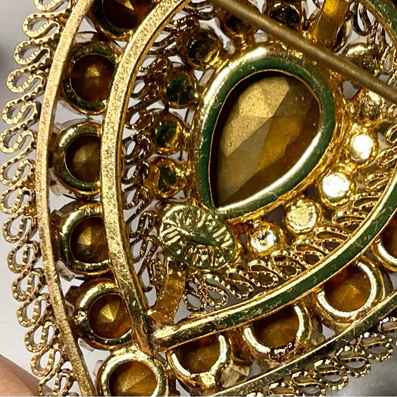 Vintage Austria Signed Rhinestone Brooch Costume Jewelry - Picture 6 of 7